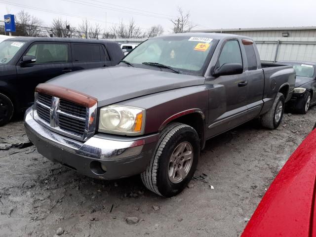 DODGE DAKOTA LAR 2005 with VIN 1D7HE52J45S214885 - Photo from auction