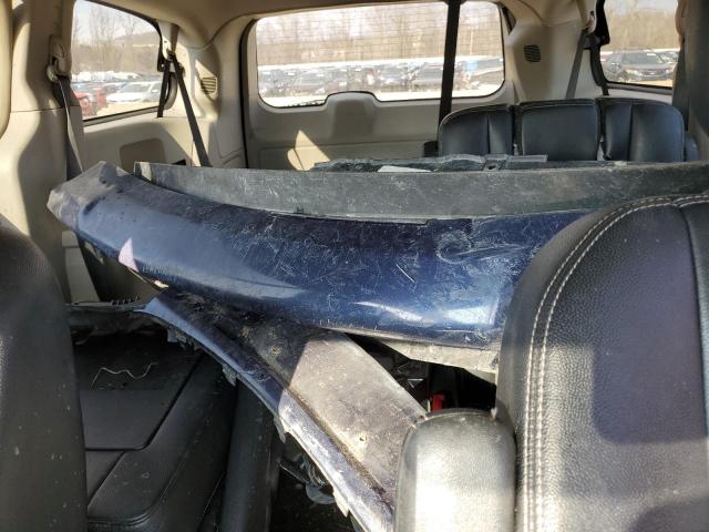 Photo 10 from auction – 2015 CHRYSLER TOWN & COU with VIN 2C4RC1BG2FR715889