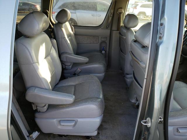 Photo 11 from auction – 2000 TOYOTA SIENNA with VIN 4T3ZF13C6YU187558