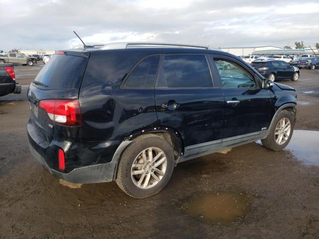 Photo 3 from auction – 2014 KIA SORENTO LX with VIN 5XYKTCA67EG541245