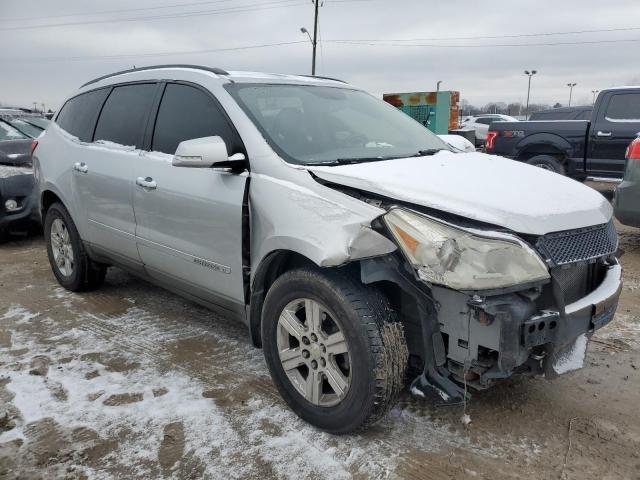 Photo 4 from auction – 2009 CHEVROLET TRAVERSE L with VIN 1GNEV23D29S111191