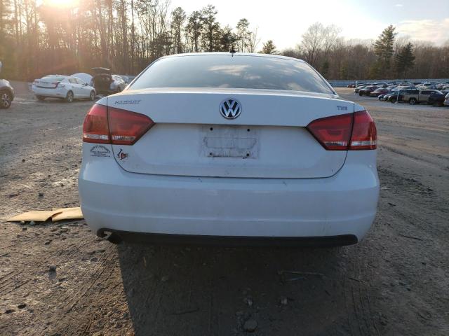 Photo 6 from auction – 2015 VOLKSWAGEN PASSAT S with VIN 1VWAT7A36FC107653
