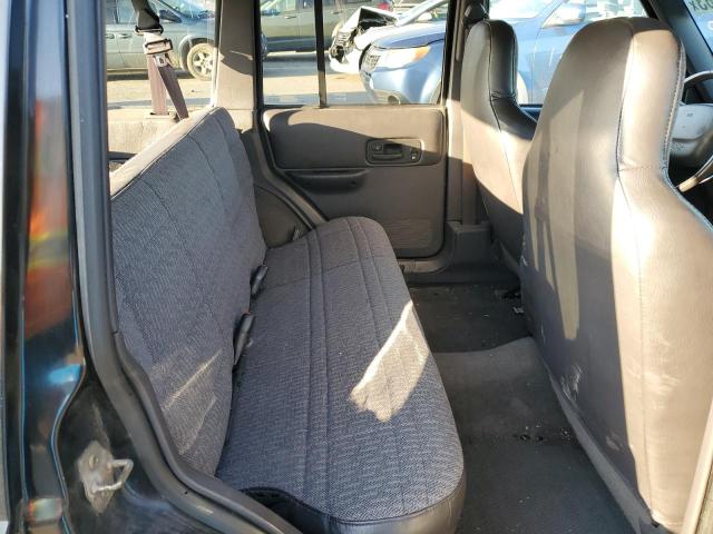 Photo 10 from auction – 2001 JEEP CHEROKEE S with VIN 1J4FF48S71L500754