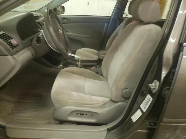 Photo 7 from auction – 2002 TOYOTA CAMRY LE with VIN 4T1BE32K52U618366