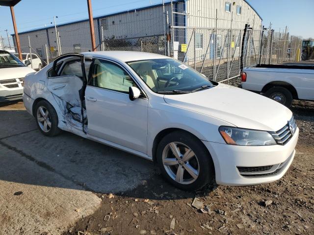 Photo 4 from auction – 2012 VOLKSWAGEN PASSAT SE with VIN 1VWBP7A31CC071584