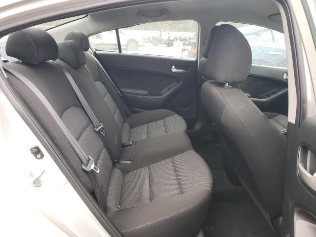 Zdjęcie 10 z aukcji – 2017 KIA FORTE LX z VIN 3KPFK4A77HE078656