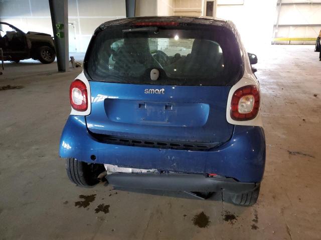 Photo 6 from auction – 2017 SMART FORTWO with VIN WMEFJ5DA5HK172050