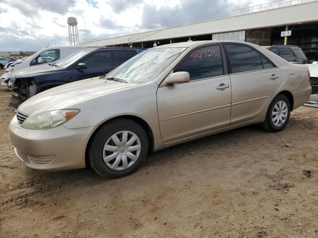 TOYOTA CAMRY LE 2005 with VIN 4T1BE30K25U973969 - Photo from auction