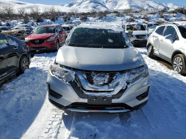 Photo 5 from auction – 2017 NISSAN ROGUE S with VIN KNMAT2MV2HP523472