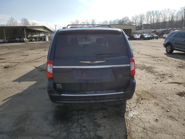 Photo 6 from auction – 2015 CHRYSLER TOWN & COU with VIN 2C4RC1BG2FR715889