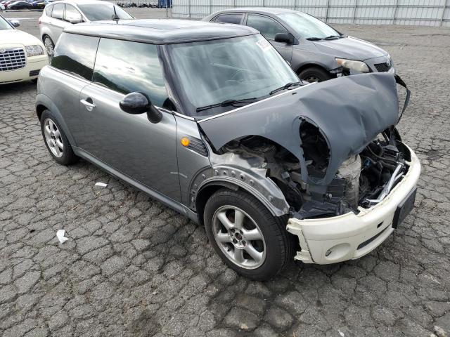 Photo 4 from auction – 2010 MINI COOPER with VIN WMWMF3C53ATZ65313