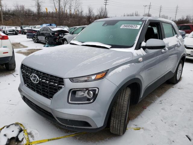 HYUNDAI VENUE SE 2022 with VIN KMHRB8A39NU177697 - Photo from auction