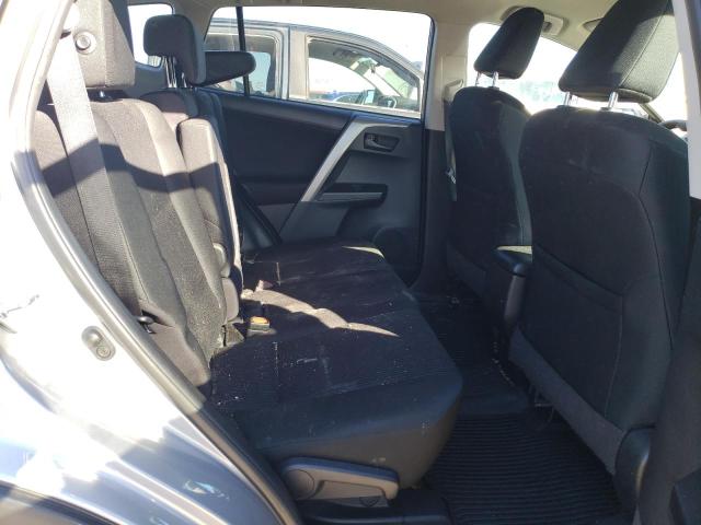 Photo 11 from auction – 2018 TOYOTA RAV4 LE with VIN 2T3ZFREV1JW440739