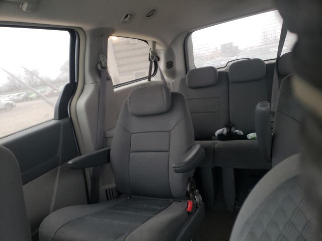 Photo 10 from auction – 2010 CHRYSLER TOWN & COU with VIN 2A4RR5D15AR221365