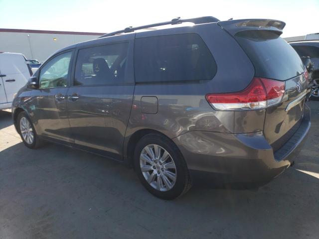 Photo 2 from auction – 2013 TOYOTA SIENNA XLE with VIN 5TDDK3DC2DS057546