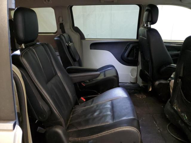Photo 11 from auction – 2014 CHRYSLER TOWN & COU with VIN 2C4RC1BG8ER448496