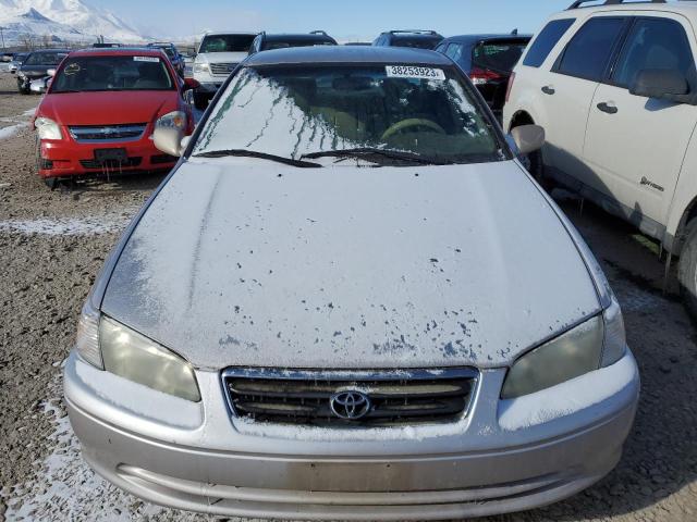 Photo 5 from auction – 2000 TOYOTA CAMRY with VIN 4T1BG22K7YU982351