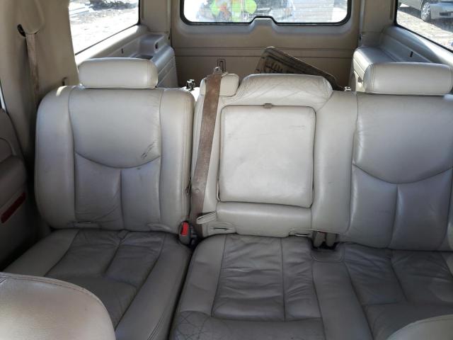 Photo 10 from auction – 2005 CHEVROLET SUBURAN with VIN 3GNFK16Z95G146617