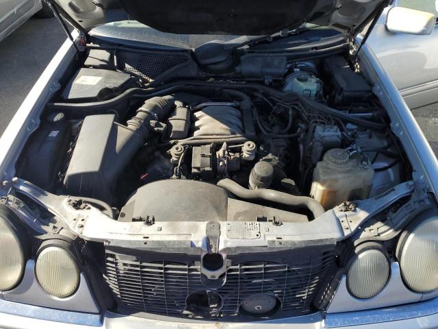 Photo 11 from auction – 1998 MERCEDES-BENZ E 320 with VIN WDBJF65F2WA534122