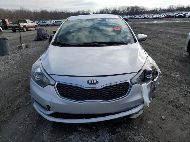 Photo 5 from auction – 2016 KIA FORTE LX with VIN KNAFK4A61G5537694