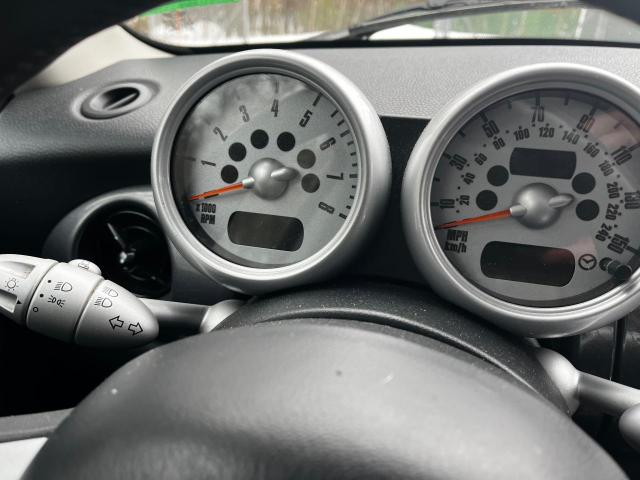 Photo 8 from auction – 2006 MINI COOPER with VIN WMWRC33596TK70940