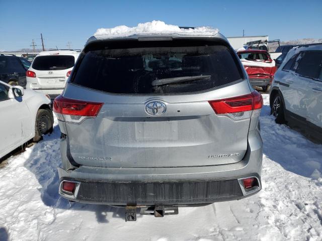 Photo 6 from auction – 2019 TOYOTA HIGHLANDER with VIN 5TDDZRFH7KS973529