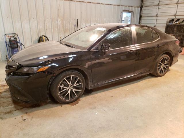 TOYOTA CAMRY SE 2022 with VIN 4T1G11AK2NU002278 - Photo from auction