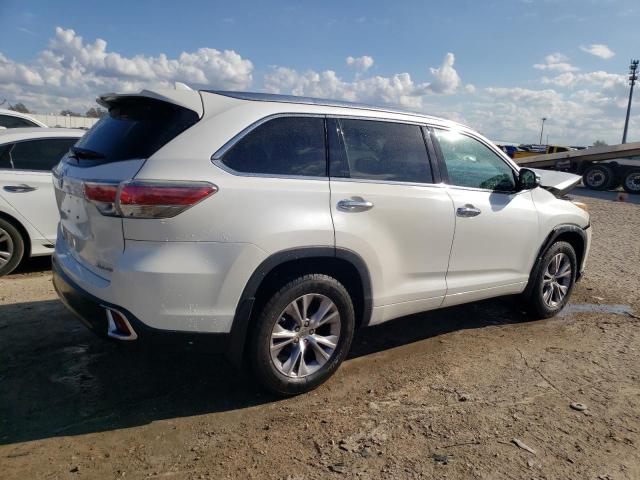 Photo 3 from auction – 2015 TOYOTA HIGHLANDER with VIN 5TDJKRFH8FS080122