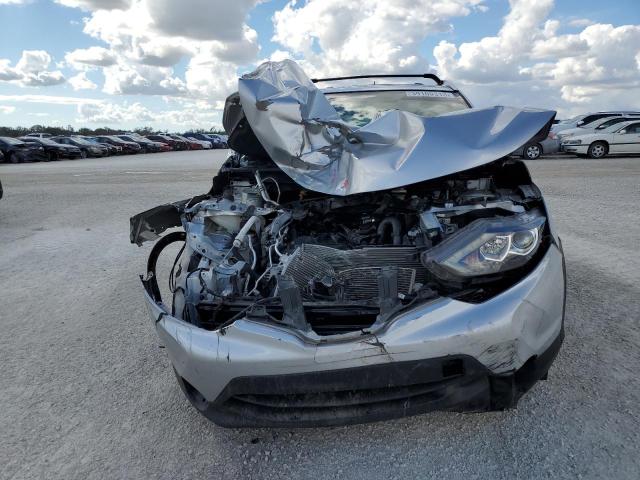 Photo 5 from auction – 2018 NISSAN ROGUE with VIN JN1BJ1CP4JW150182