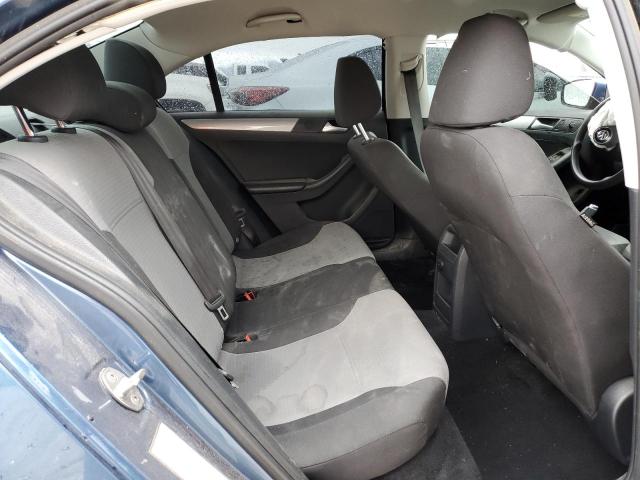 Photo 10 from auction – 2018 VOLKSWAGEN JETTA S with VIN 3VW2B7AJ4JM222281