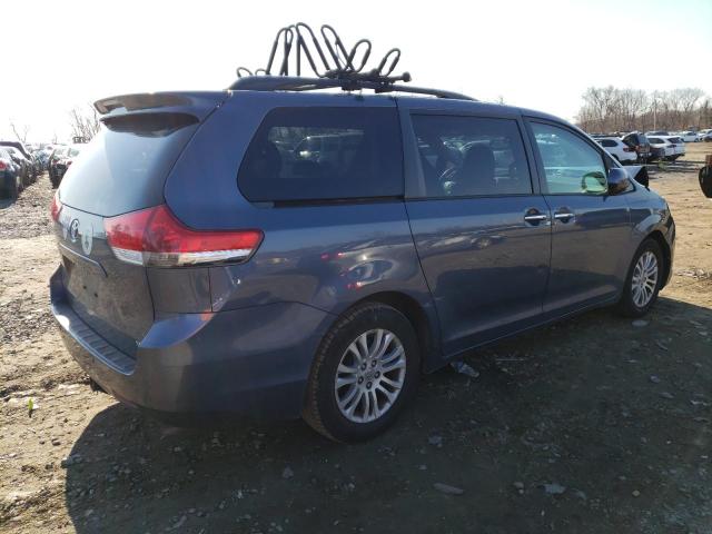 Photo 3 from auction – 2014 TOYOTA SIENNA XLE with VIN 5TDYK3DC4ES406399