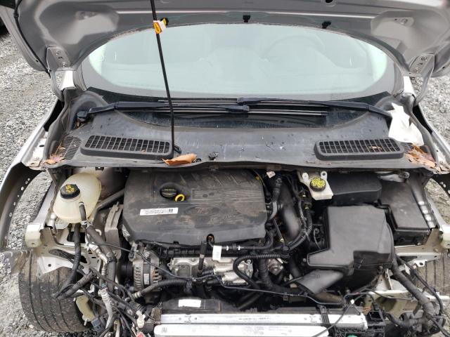 Photo 11 from auction – 2017 FORD ESCAPE SE with VIN 1FMCU0GD5HUA75433