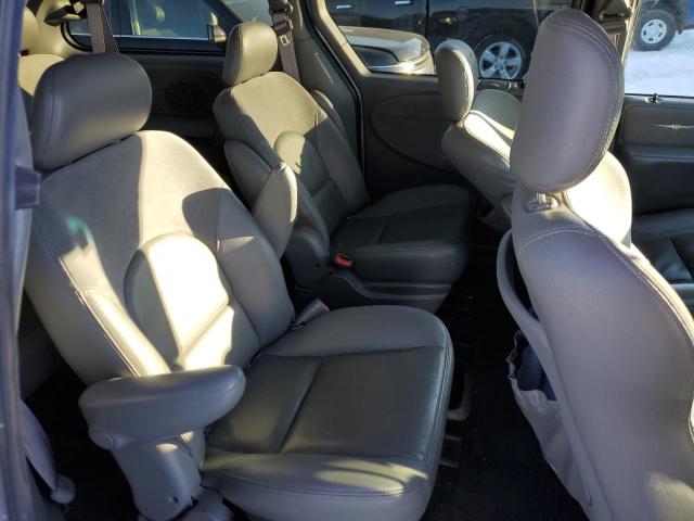 Photo 11 from auction – 2004 CHRYSLER TOWN & COU with VIN 2C8GT64L54R514904