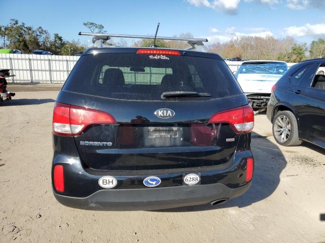 Photo 6 from auction – 2014 KIA SORENTO LX with VIN 5XYKTDA77EG444710