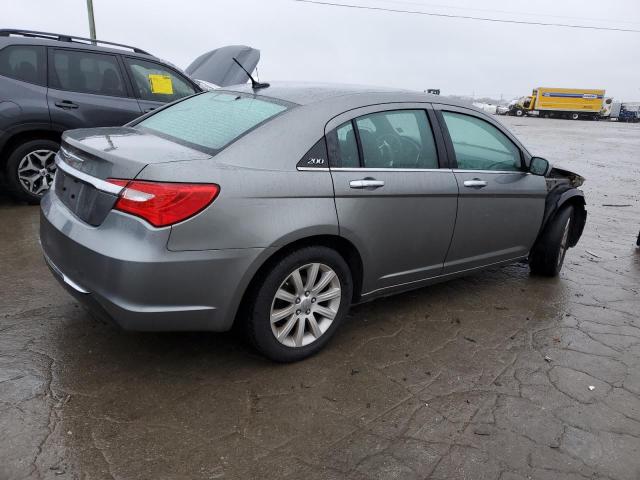 Photo 3 from auction – 2013 CHRYSLER 200 LIMITE with VIN 1C3CCBCB0DN721543