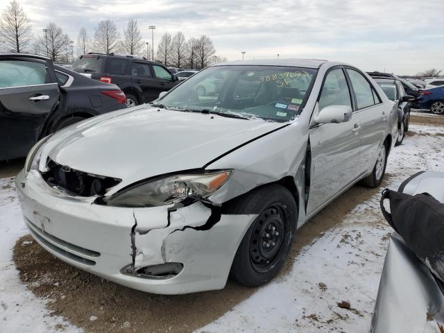 TOYOTA CAMRY LE 2003 with VIN 4T1BF30K53U558946 - Photo from auction