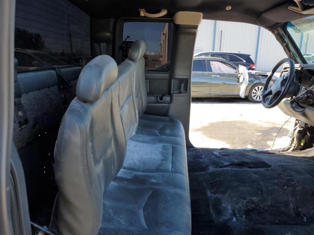 Photo 10 from auction – 2004 CHEVROLET SILVERADO with VIN 2GCEK19N541210527