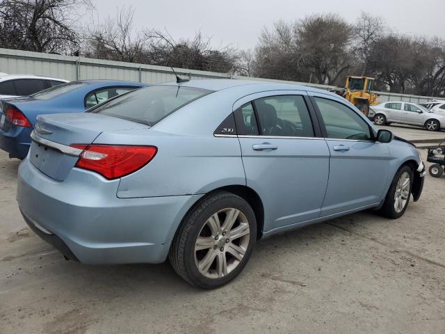 Photo 3 from auction – 2013 CHRYSLER 200 TOURIN with VIN 1C3CCBBB2DN515755