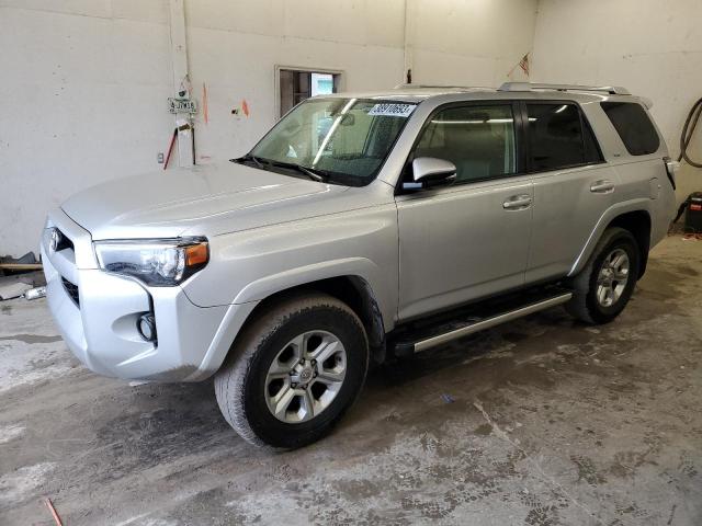 TOYOTA 4RUNNER SR 2017 with VIN JTEBU5JRXH5416977 - Photo from auction