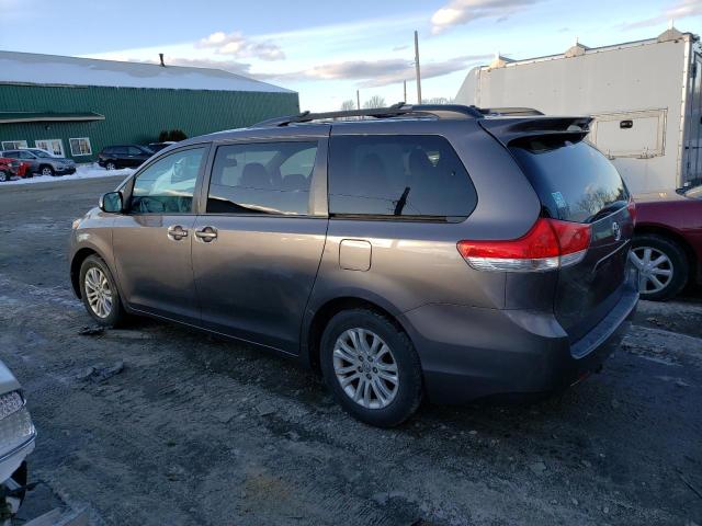 Photo 2 from auction – 2013 TOYOTA SIENNA XLE with VIN 5TDYK3DC7DS323922