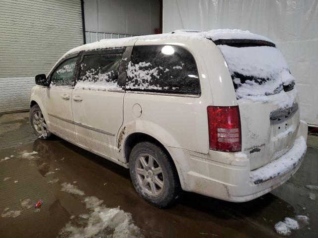 Photo 2 from auction – 2010 CHRYSLER TOWN & COU with VIN 2A4RR5D17AR178423