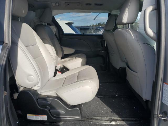 Photo 11 from auction – 2015 TOYOTA SIENNA XLE with VIN 5TDDK3DC9FS125599