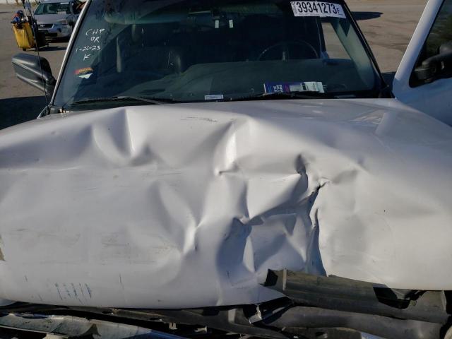 Photo 11 from auction – 2000 CHEVROLET SILVERADO with VIN 1GCGK29U7YE397683