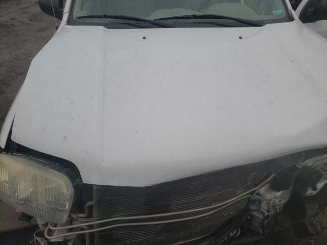 Photo 12 from auction – 2004 FORD ESCAPE XLT with VIN 1FMCU03174KA78657