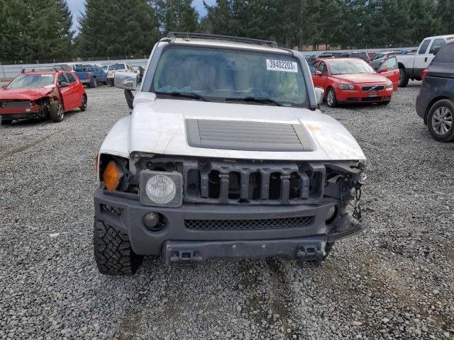 Photo 5 from auction – 2009 HUMMER H3T ALPHA with VIN 5GNEN13LX98124875