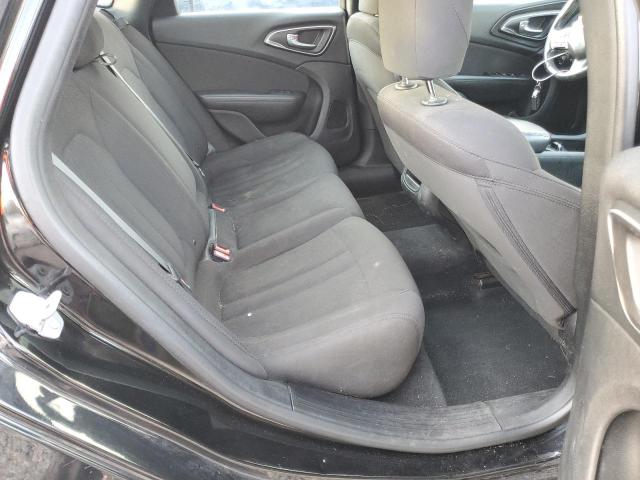 Photo 10 from auction – 2015 CHRYSLER 200 LIMITE with VIN 1C3CCCAB3FN670583