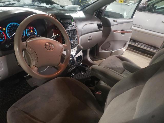 Photo 8 from auction – 2004 TOYOTA SIENNA XLE with VIN 5TDZA22C74S191247