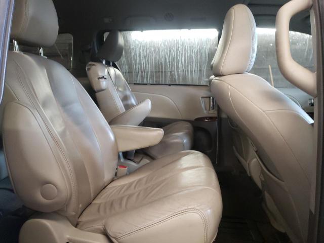 Photo 11 from auction – 2012 TOYOTA SIENNA XLE with VIN 5TDYK3DC6CS275294