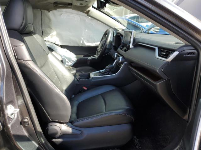 Photo 7 from auction – 2019 TOYOTA RAV4 LIMIT with VIN 2T3N1RFV9KC042256