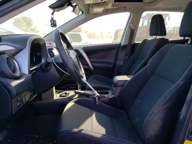 Photo 7 from auction – 2017 TOYOTA RAV4 XLE with VIN JTMWFREV5HJ136180